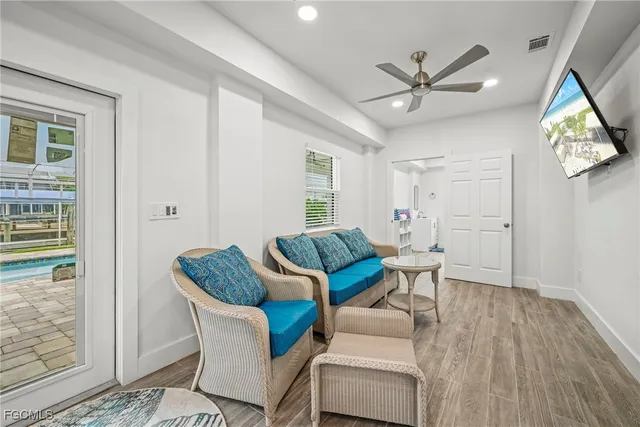 $12,500 | 256 Ibis Street, Fort Myers Beach, FL 33931