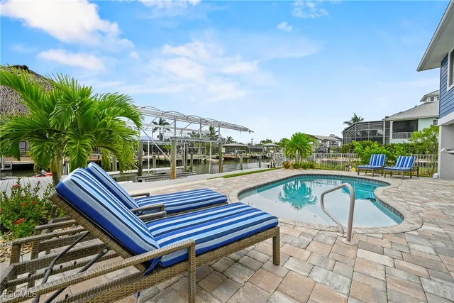 $12,500 | 256 Ibis Street, Fort Myers Beach, FL 33931