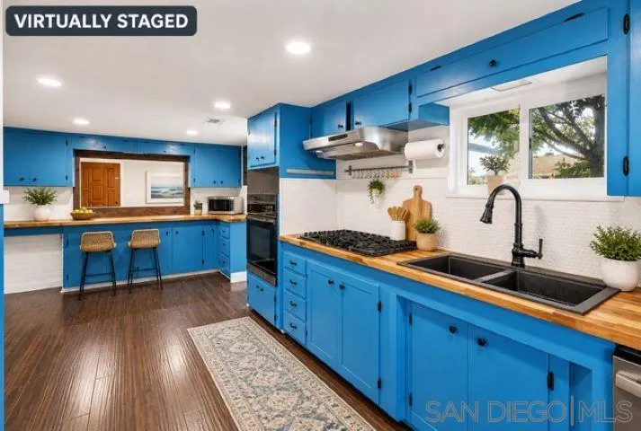 9026 Lemon Street Spring Valley, CA 91977 - Photo 2 of 5