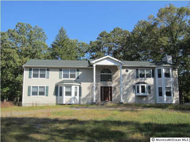 37 Pittenger Pond Road Freehold, NJ 07728 - Photo 1 of 25 Primary Photo