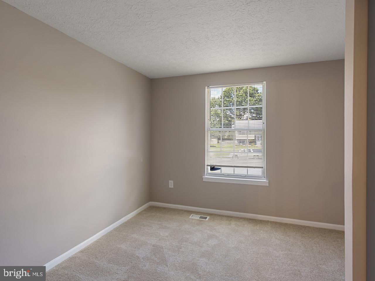 719 Clover Valley Court Edgewood, MD 21040 - Photo 6 of 25