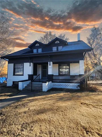 $288,000 | 300 North Monroe Street, Oregon, MO 64473