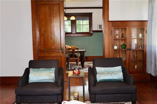 $288,000 | 300 North Monroe Street, Oregon, MO 64473