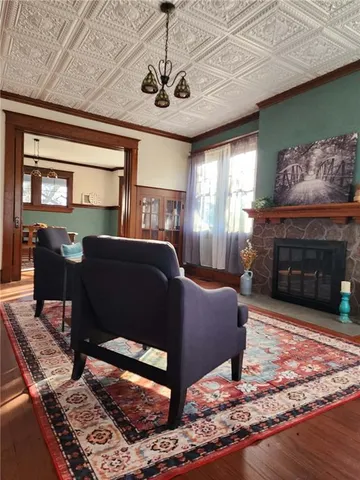 $288,000 | 300 North Monroe Street, Oregon, MO 64473