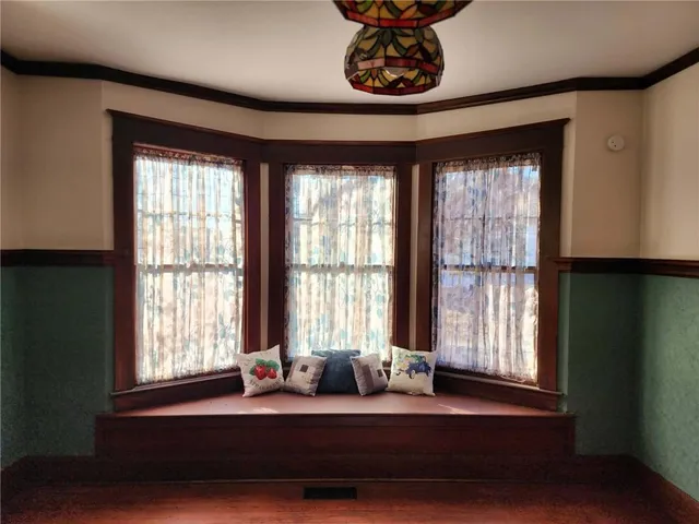 $288,000 | 300 North Monroe Street, Oregon, MO 64473