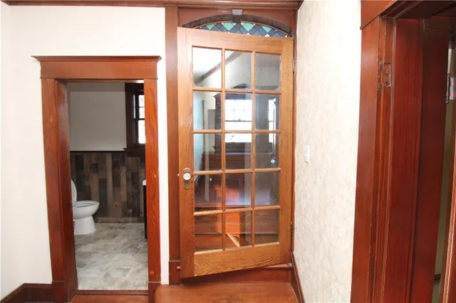 $288,000 | 300 North Monroe Street, Oregon, MO 64473