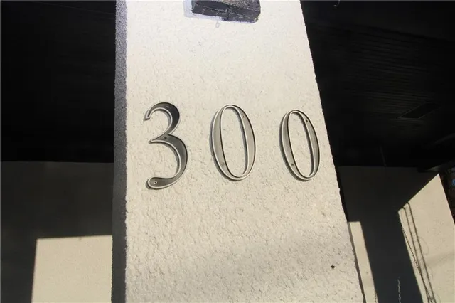 $288,000 | 300 North Monroe Street, Oregon, MO 64473