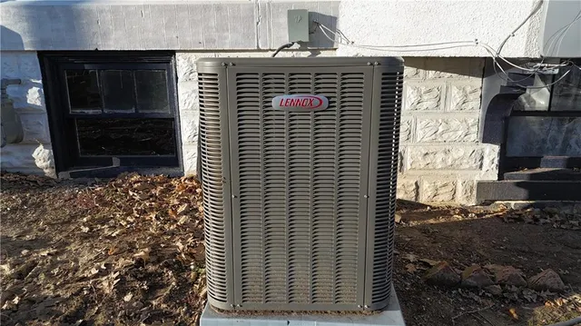 $288,000 | 300 North Monroe Street, Oregon, MO 64473