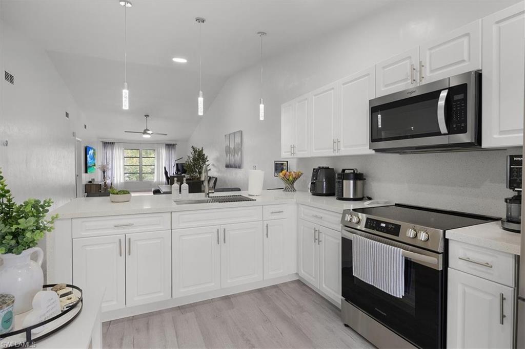 4100 Looking Glass Lane, Unit 3002 Naples, FL 34112 - Photo 3 of 31