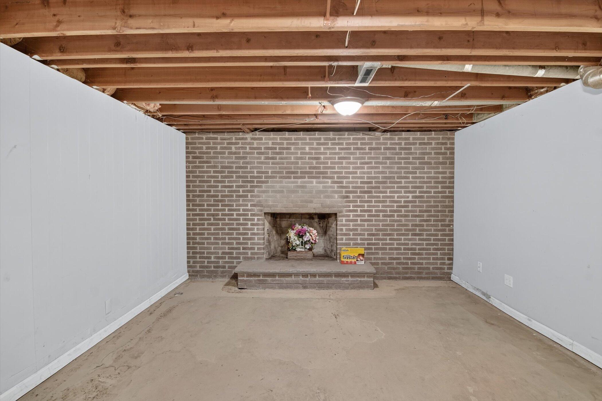 7836 Cuff Road Jackson, MI 49201 - Photo 22 of 43 29-7836-Cuff-Rd-WindowStill-Photography