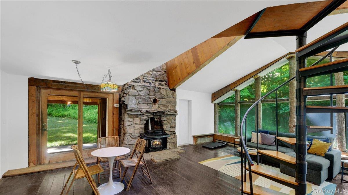86 Dean Road Carmel, NY 10512 - Photo 6 of 33