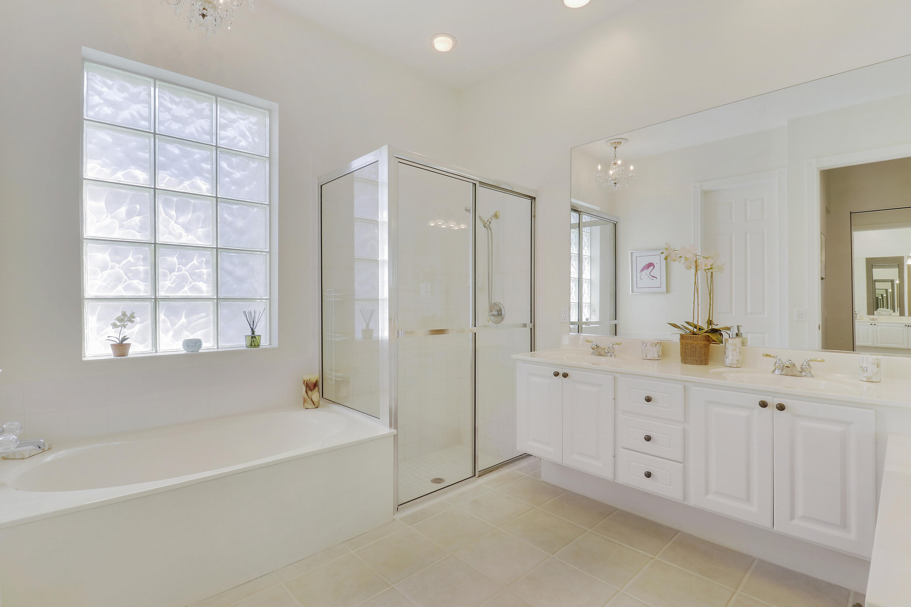 511 Sweet Bay Circle Jupiter, FL 33458 - Photo 24 of 53 Primary Full Bath