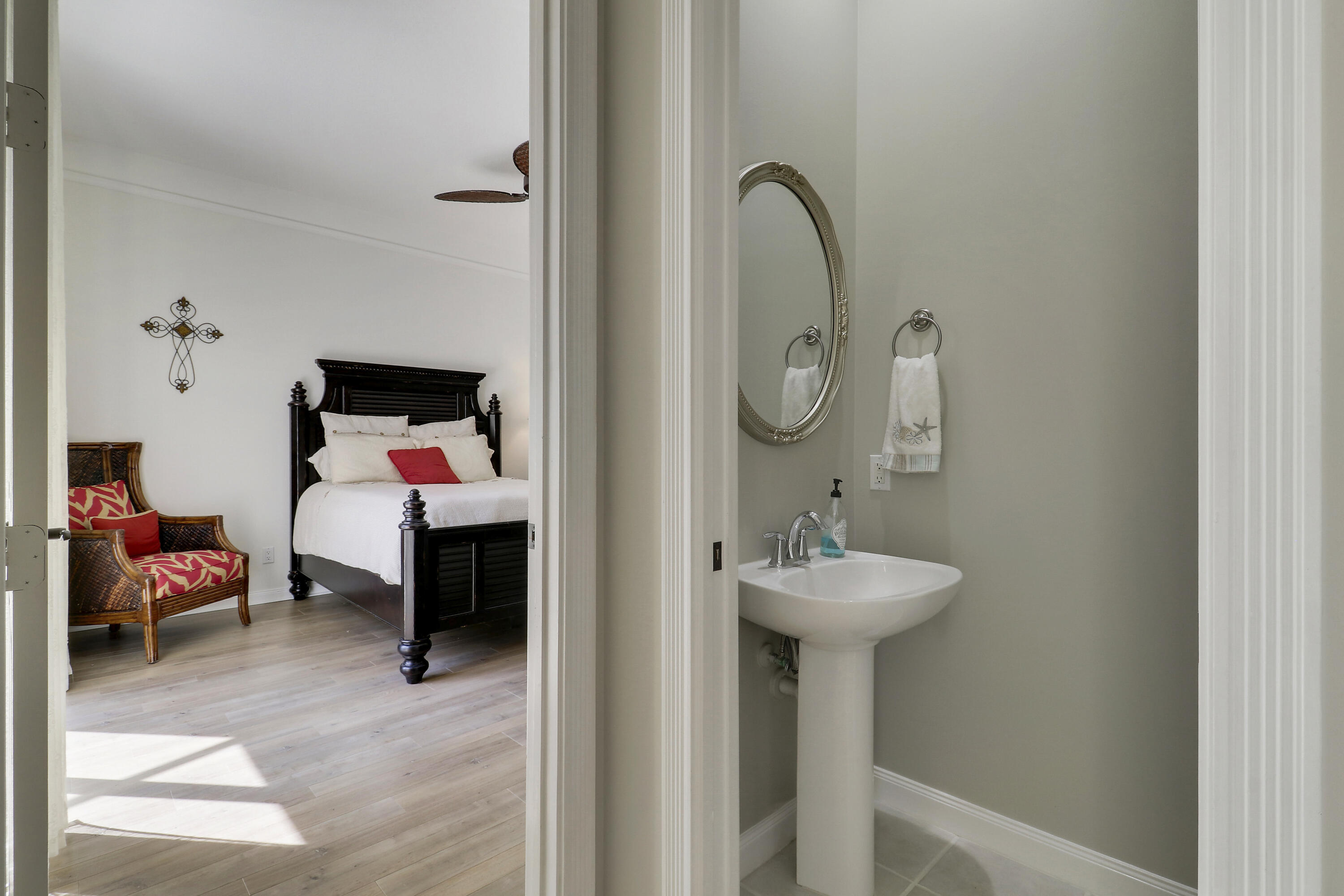 511 Sweet Bay Circle Jupiter, FL 33458 - Photo 28 of 53 Second Bedroom and half bath