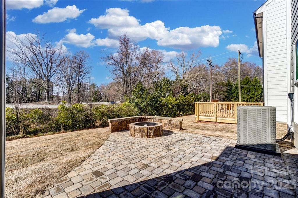 4010 Belle Landing Road Charlotte, NC 28270 - Photo 39 of 47 Gallery Image 39