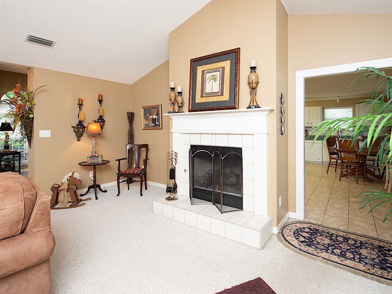 12233 Venice Boulevard Foley, AL 36535 - Photo 11 of 35 Living Room