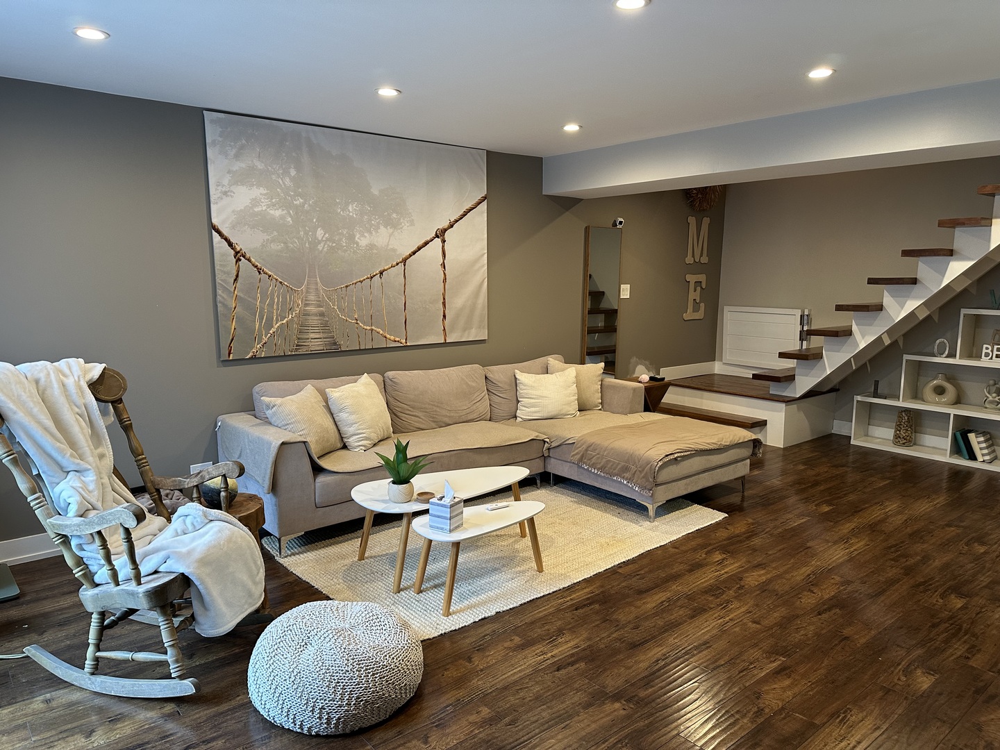 9830 Sayre Avenue, Unit 13 Chicago Ridge, IL 60415 - Photo 4 of 34 a living room with furniture and wooden floor