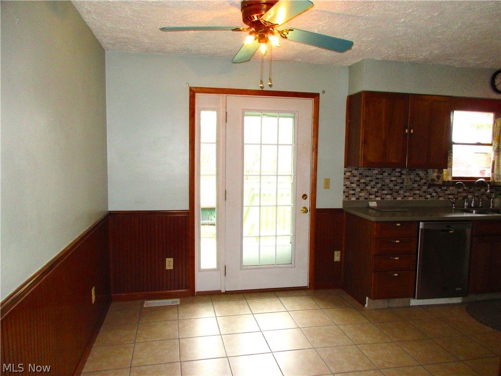 6058 Hewitt Gifford Road Southwest Warren, OH 44481 - Photo 11 of 31 Gallery Image 11