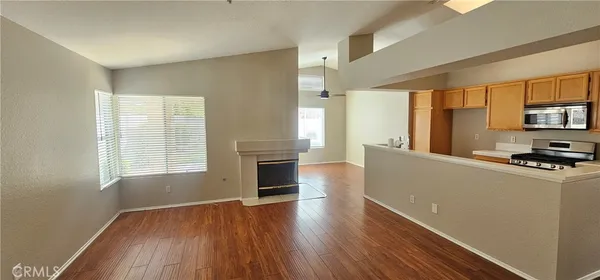 $2,800 | 7739 Somerset Lane, Highland, CA 92346