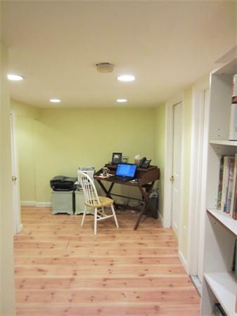 27 Touisset Road Warren, RI 02885 - Photo 9 of 16 Gallery Image 9