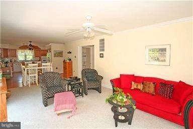 327 Wye Road Queenstown, MD 21658 - Photo 11 of 26 Family Room