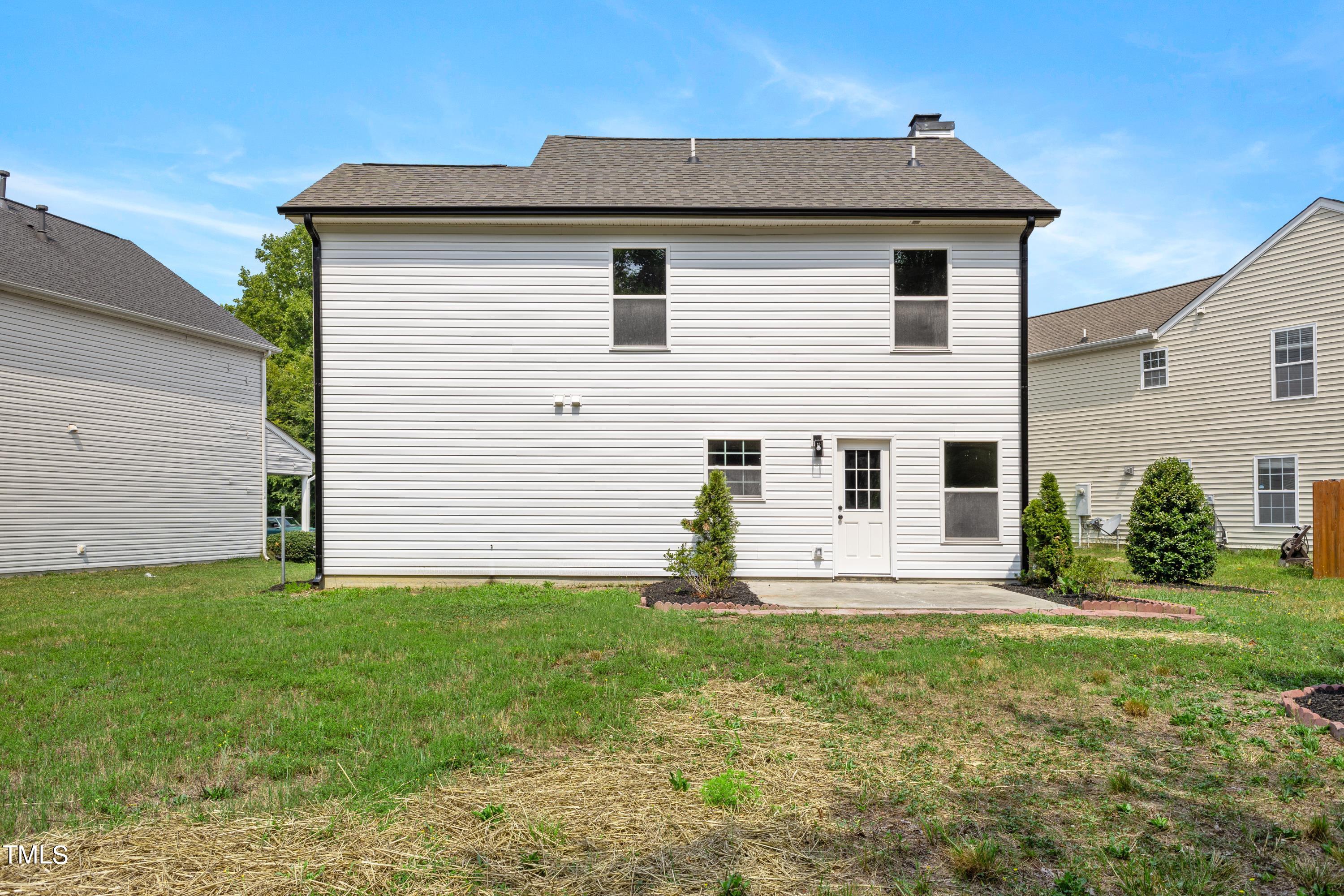 4228 Dalcross Road Raleigh, NC 27610 - Photo 6 of 27 24
