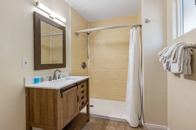 $10,500,000 | 526 South Warm Sands Drive, Palm Springs, CA 92264