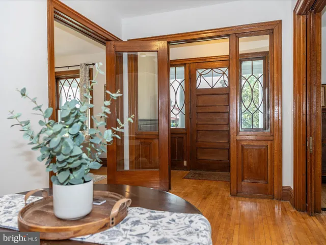 $945,000 | 11 Linden Avenue, Mercersburg, PA 17236