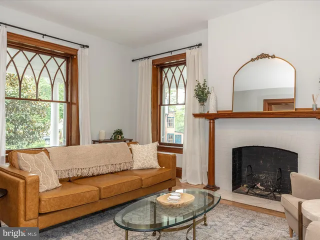 $945,000 | 11 Linden Avenue, Mercersburg, PA 17236