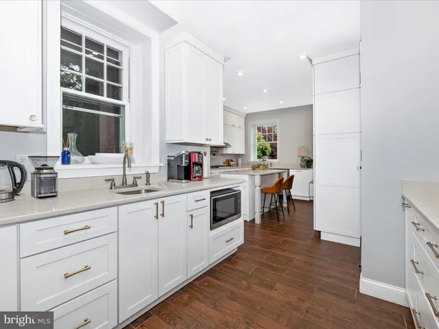 $945,000 | 11 Linden Avenue, Mercersburg, PA 17236