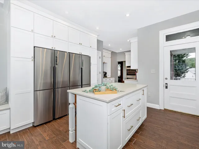 $945,000 | 11 Linden Avenue, Mercersburg, PA 17236