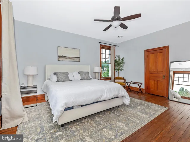 $945,000 | 11 Linden Avenue, Mercersburg, PA 17236