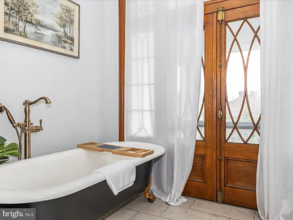 $845,000 | 11 Linden Avenue, Mercersburg, PA 17236