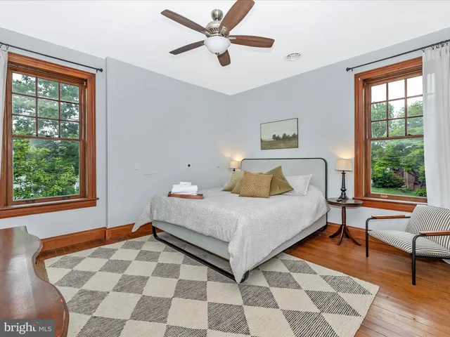 $945,000 | 11 Linden Avenue, Mercersburg, PA 17236