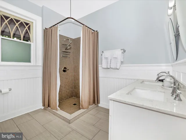 $945,000 | 11 Linden Avenue, Mercersburg, PA 17236