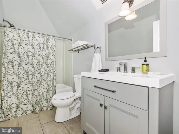 $845,000 | 11 Linden Avenue, Mercersburg, PA 17236