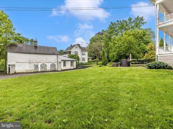 $845,000 | 11 Linden Avenue, Mercersburg, PA 17236