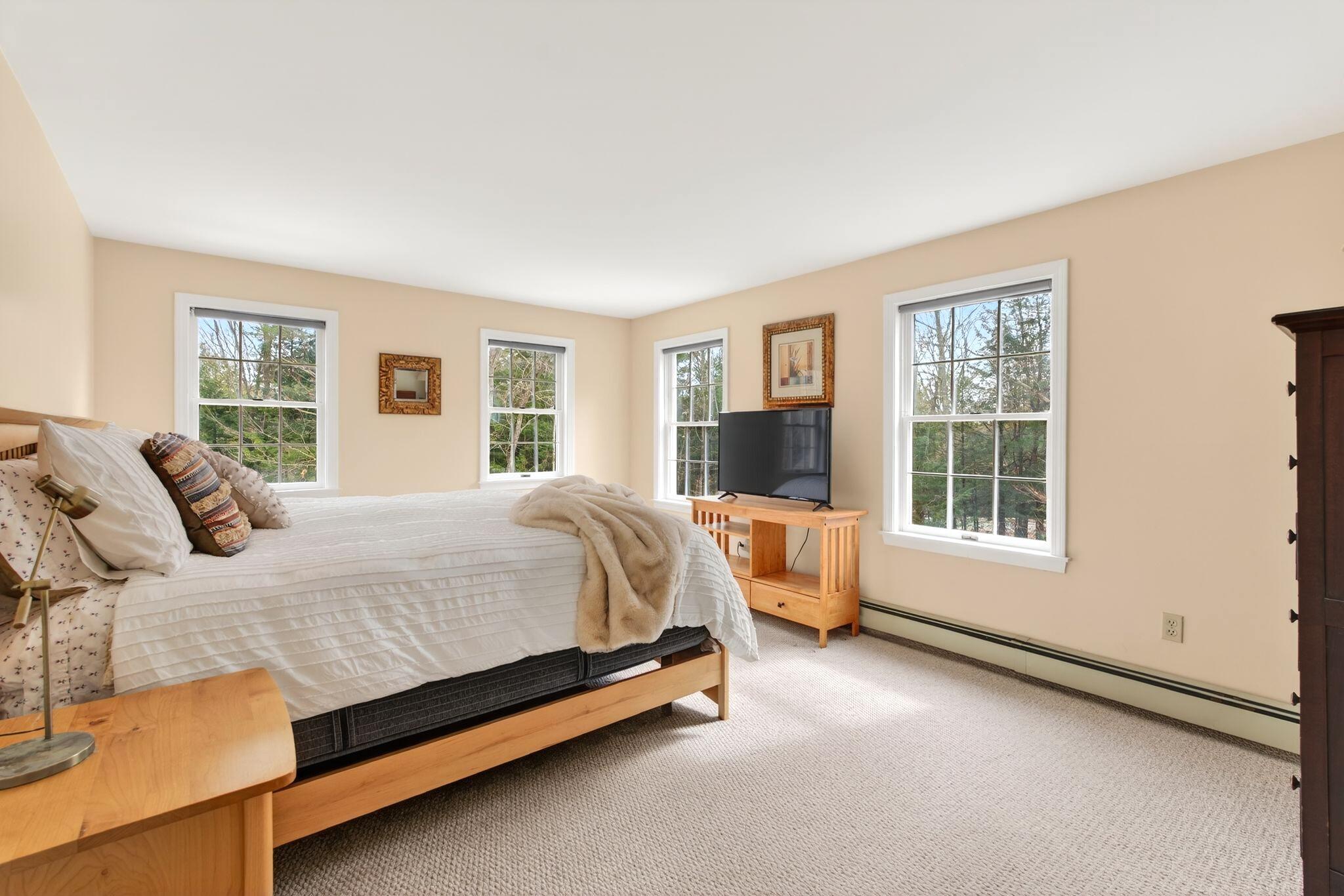 69 Hardy Road Falmouth, ME 04105 - Photo 15 of 38 69 Hardy Road