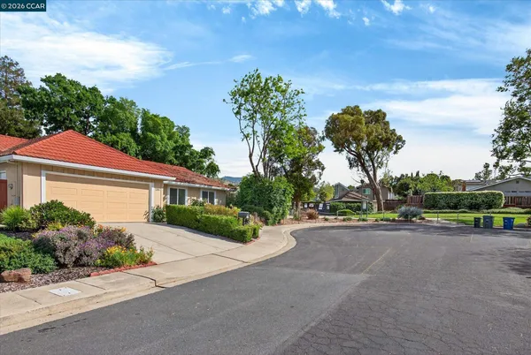 $900,000 | 4423 Canoe Birch Court, Concord, CA 94521