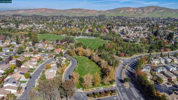$900,000 | 4423 Canoe Birch Court, Concord, CA 94521
