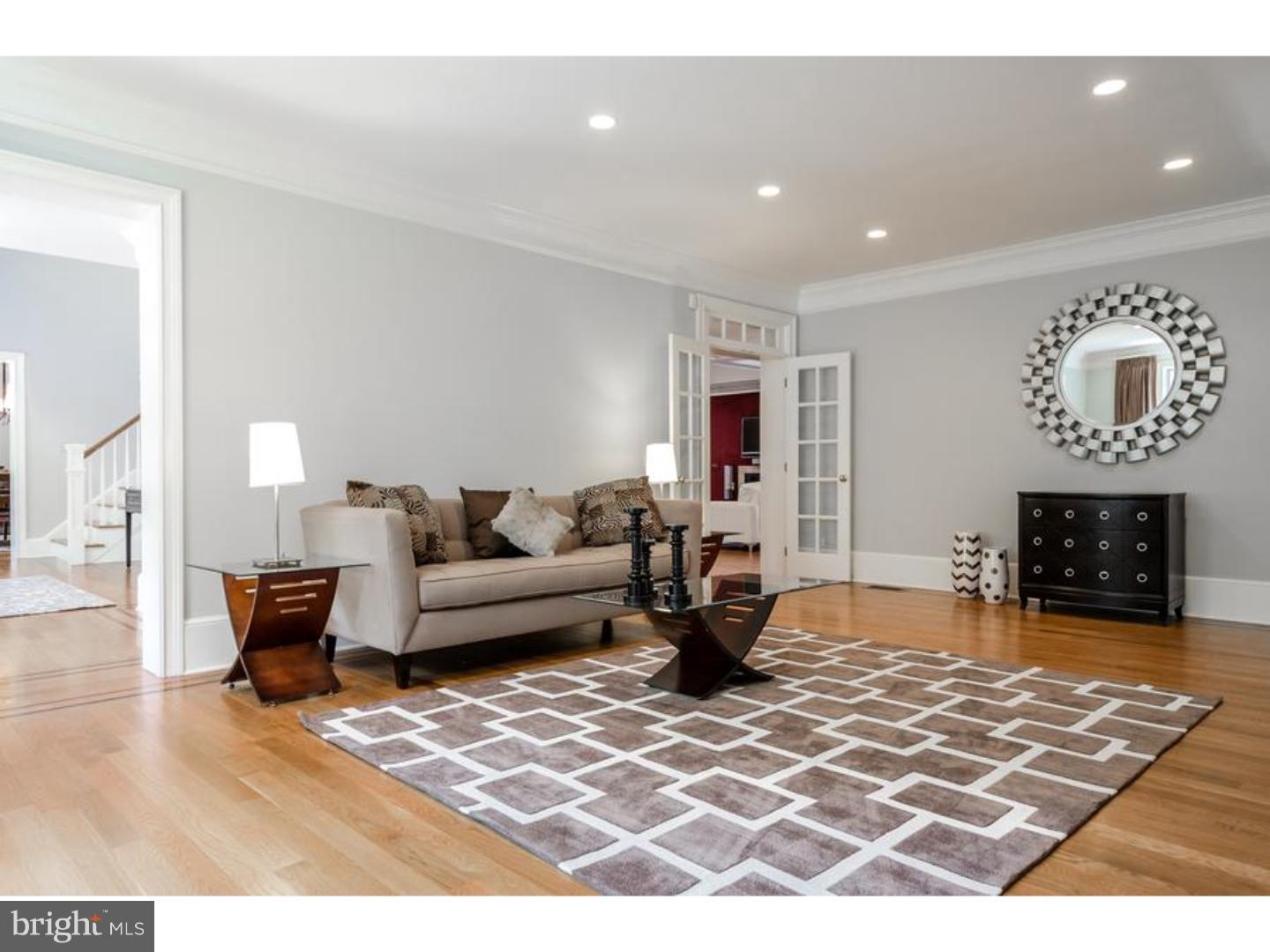 4553 Province Line Road Princeton, NJ 08540 - Photo 6 of 25 Living Room