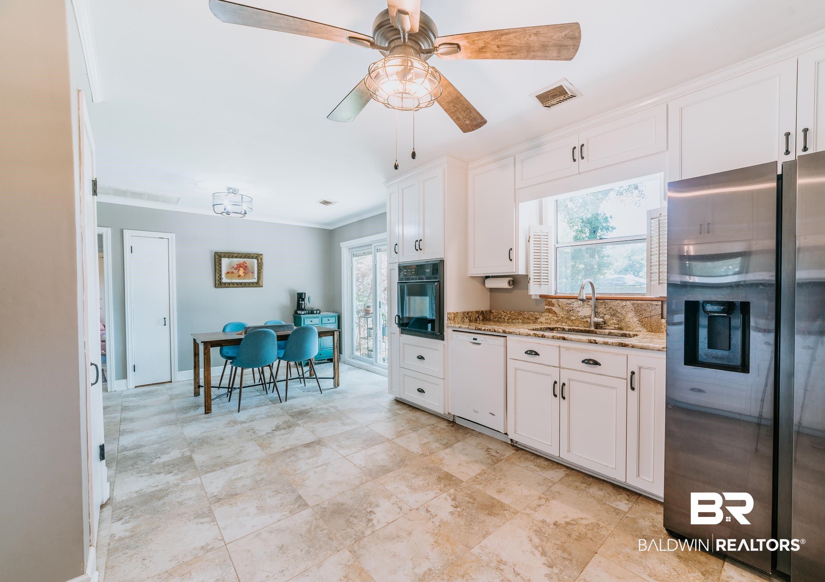 5400 Hilltop Drive North Mobile, AL 36608 - Photo 8 of 33