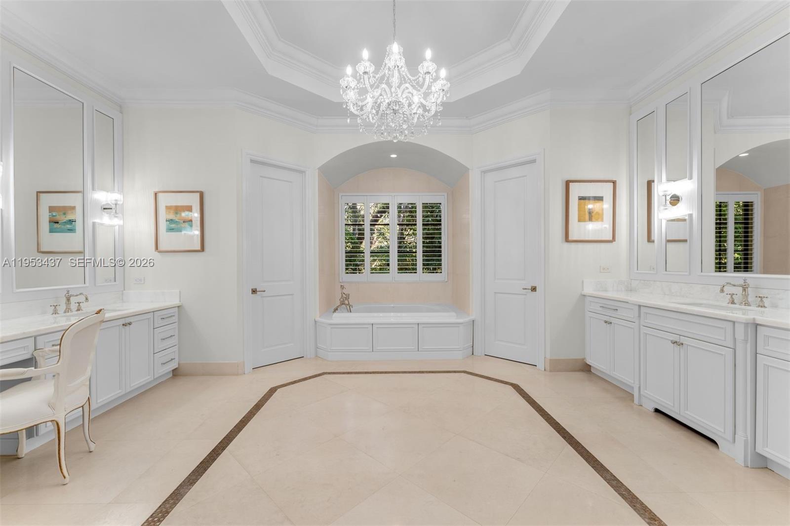 5865 Southwest 96th Street Pinecrest, FL 33156 - Photo 12 of 39