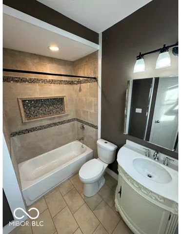 $865,000 | 3712 East Washington Street, Indianapolis, IN 46201