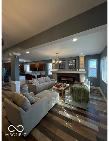 $865,000 | 3712 East Washington Street, Indianapolis, IN 46201