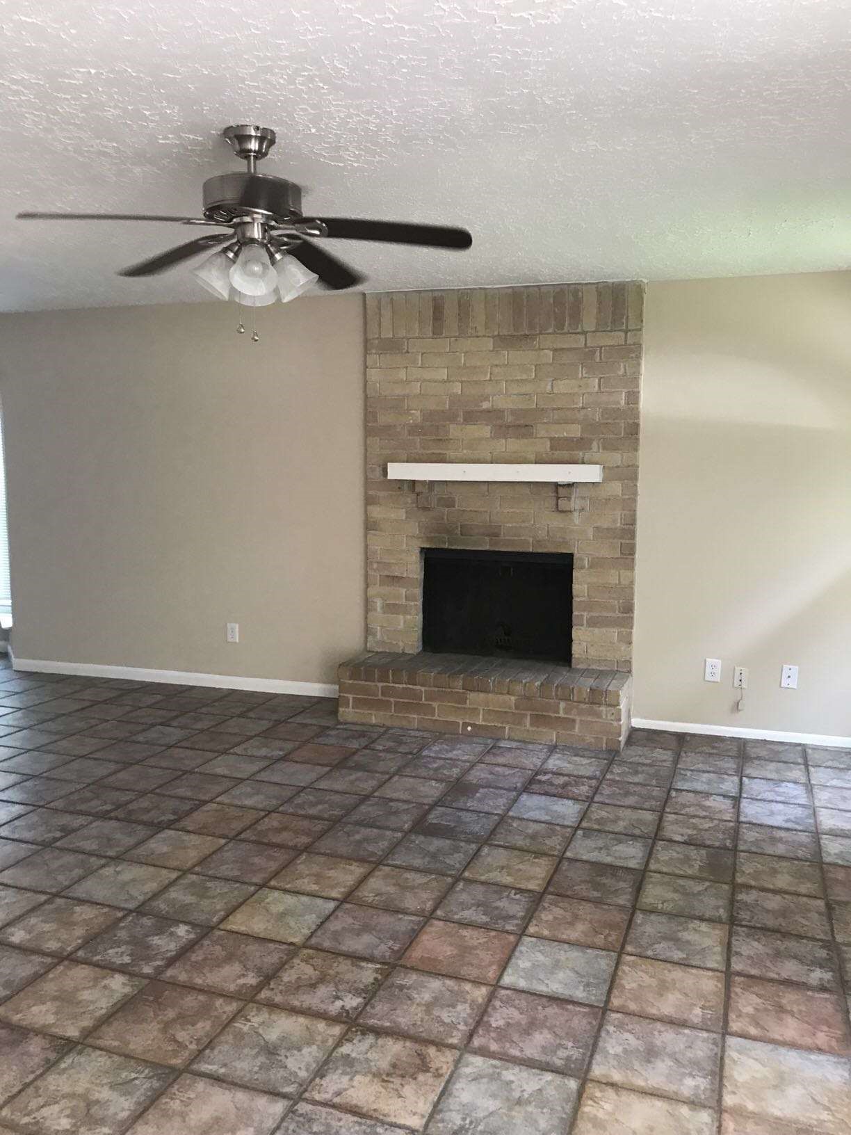 23238 Wintergate Drive Spring, TX 77373 - Photo 3 of 9