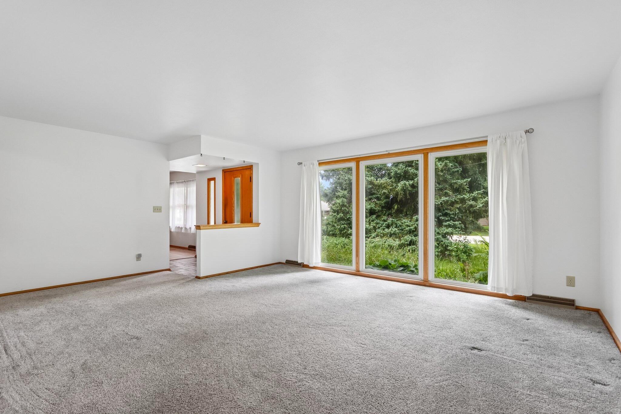 4765 West Willow Road Brown Deer, WI 53223 - Photo 3 of 33 Living Room V2