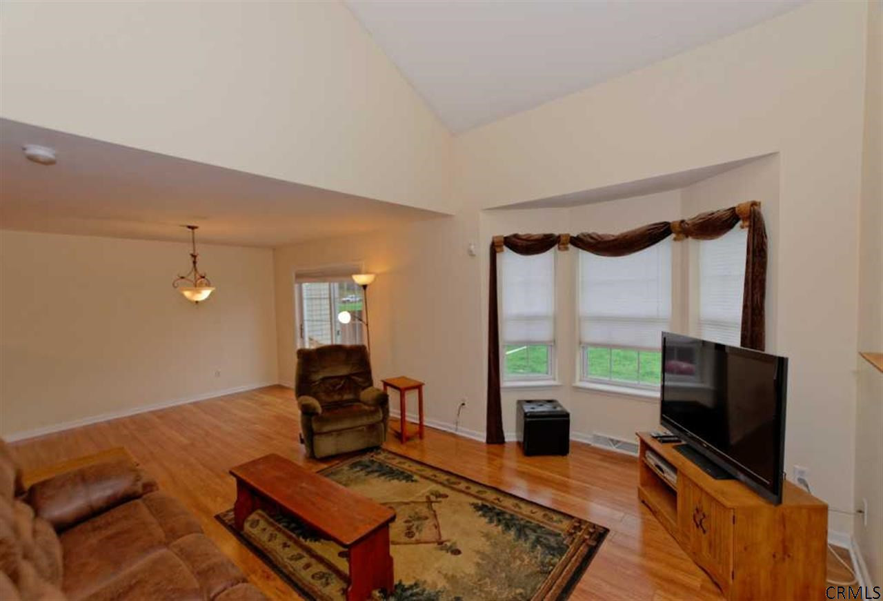 13 Brook Street Rensselaer, NY 12144 - Photo 6 of 23 Photo 6
