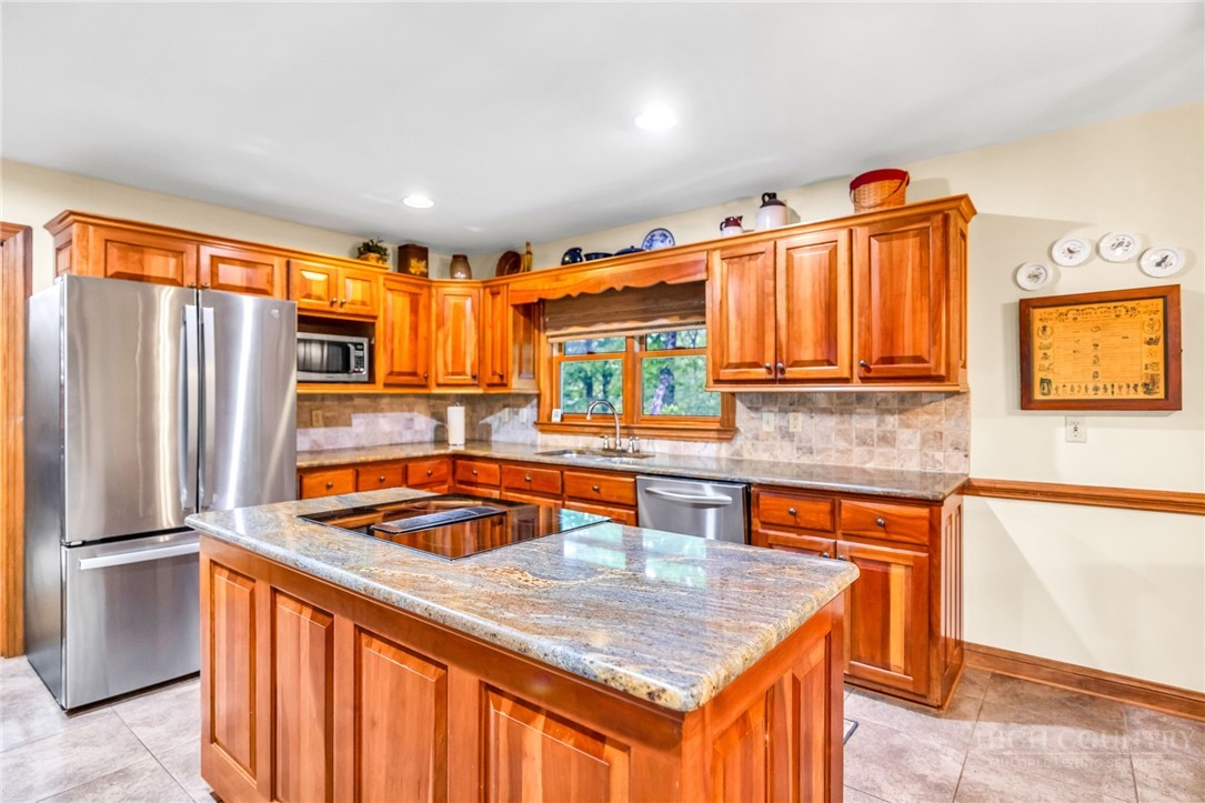 1142 Hartzog Ford Road West Jefferson, NC 28694 - Photo 16 of 47