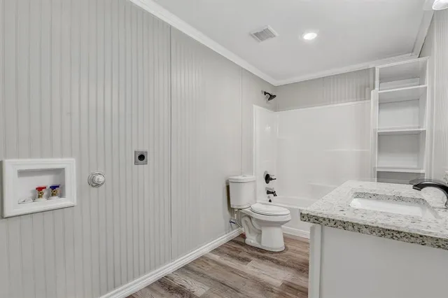 $1,650 | 513 East Washington Street, Denison, TX 75021