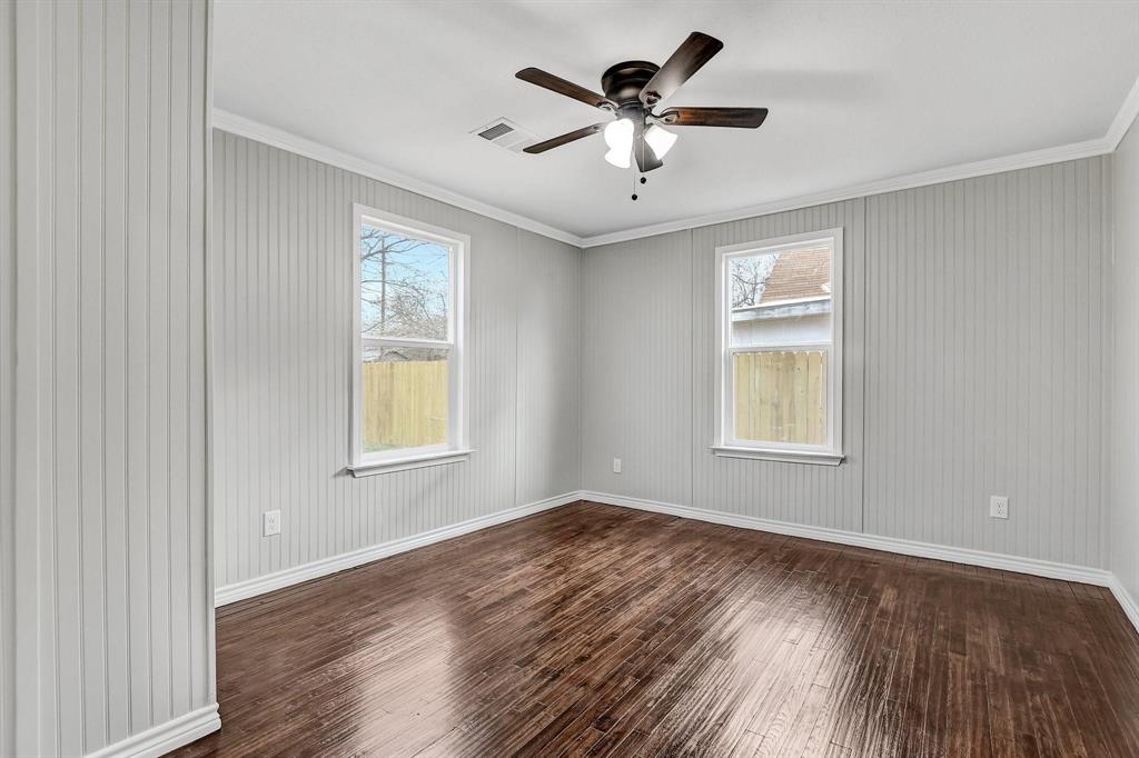 513 East Washington Street Denison, TX 75021 - Photo 16 of 18